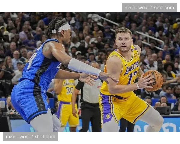 湖人二连败期间三分命中率下滑,外线投射稳定性成隐患