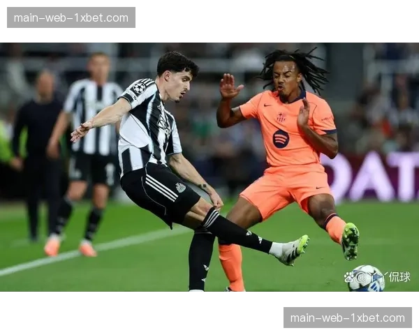 巴萨极端高位防线压至中圈，压缩空间与反压迫结合